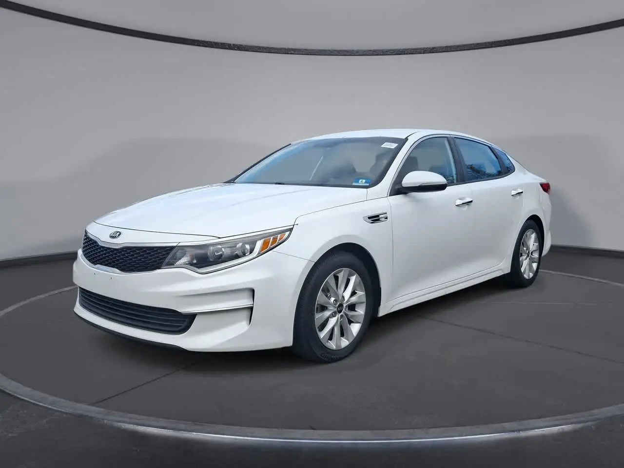 2016 Kia Optima - $9,499