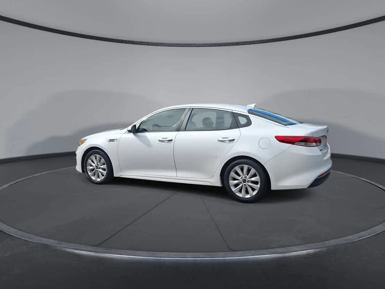 2016 Kia Optima - $9,499