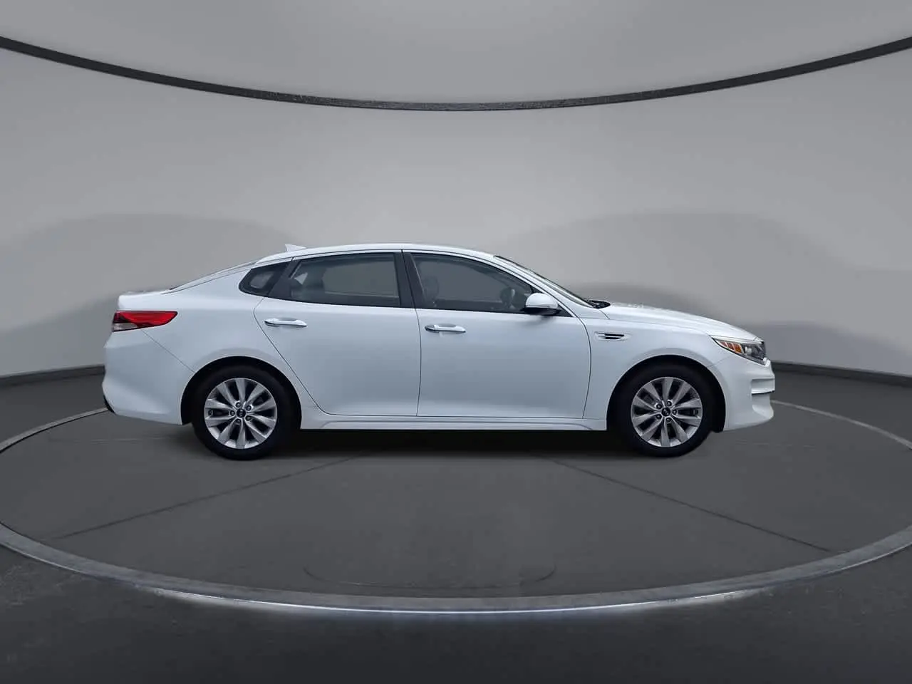 2016 Kia Optima - $9,499