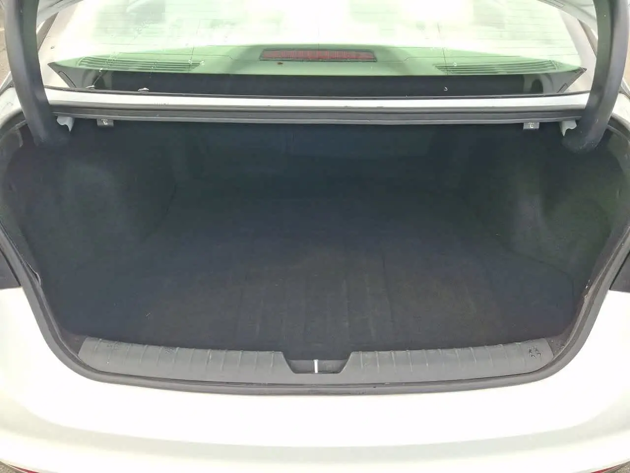 2016 Kia Optima - $9,499