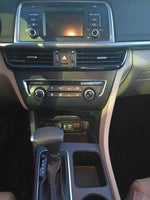 2017 Optima Thumbnail 10