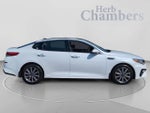 2019 Optima Thumbnail 10