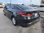 2016 Optima Thumbnail 3