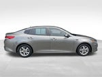 2017 Optima Thumbnail 5