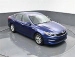 2018 Optima Thumbnail 17