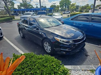 2018 Kia Optima S 4DR Sedan