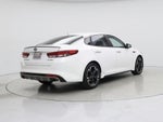 2016 Optima Thumbnail 8