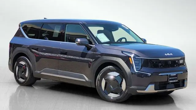 Preowned 2026 Kia EV9 Light Long Range for Sale