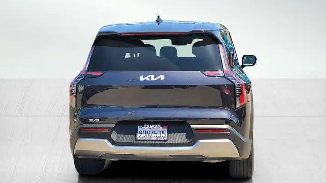2026 Kia EV9 Light Long Range