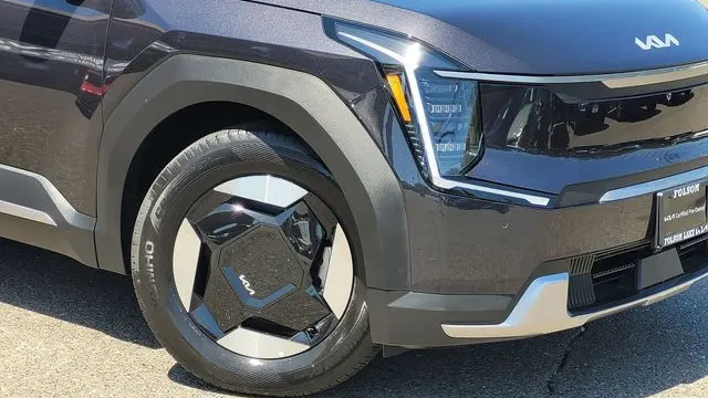 2026 Kia EV9 Light Long Range