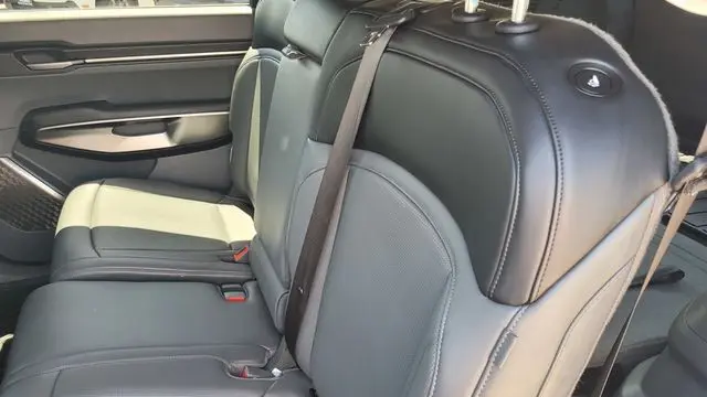 2026 Kia EV9 Light Long Range