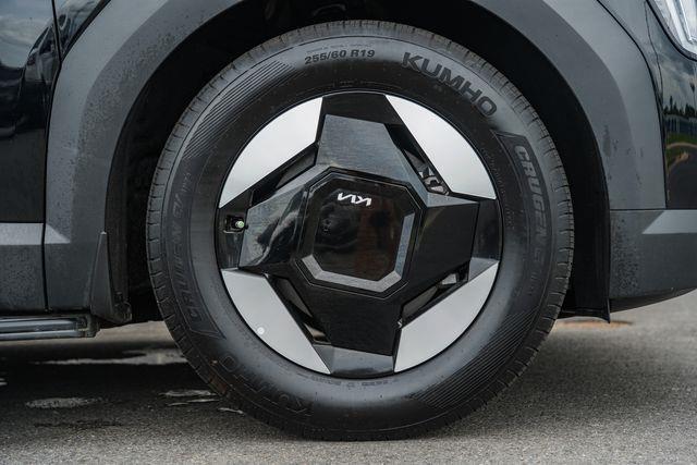 2026 Kia Ev9 - $39,000