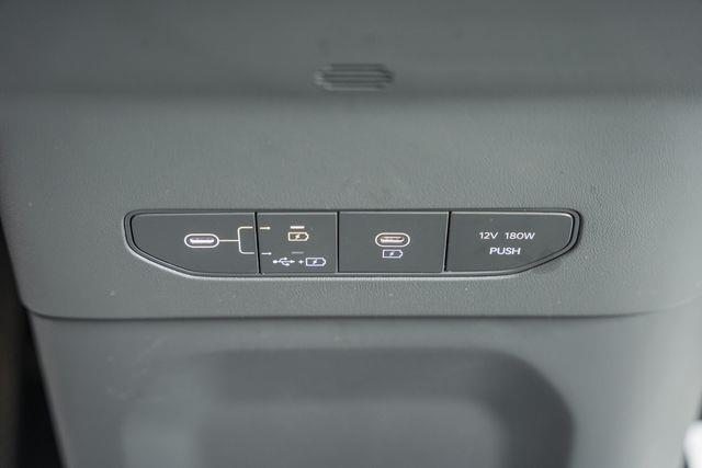 2026 Kia Ev9 - $39,000