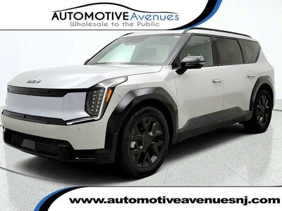 Photo of a 2026 Kia EV9 AWD Land 4DR SUV for sale