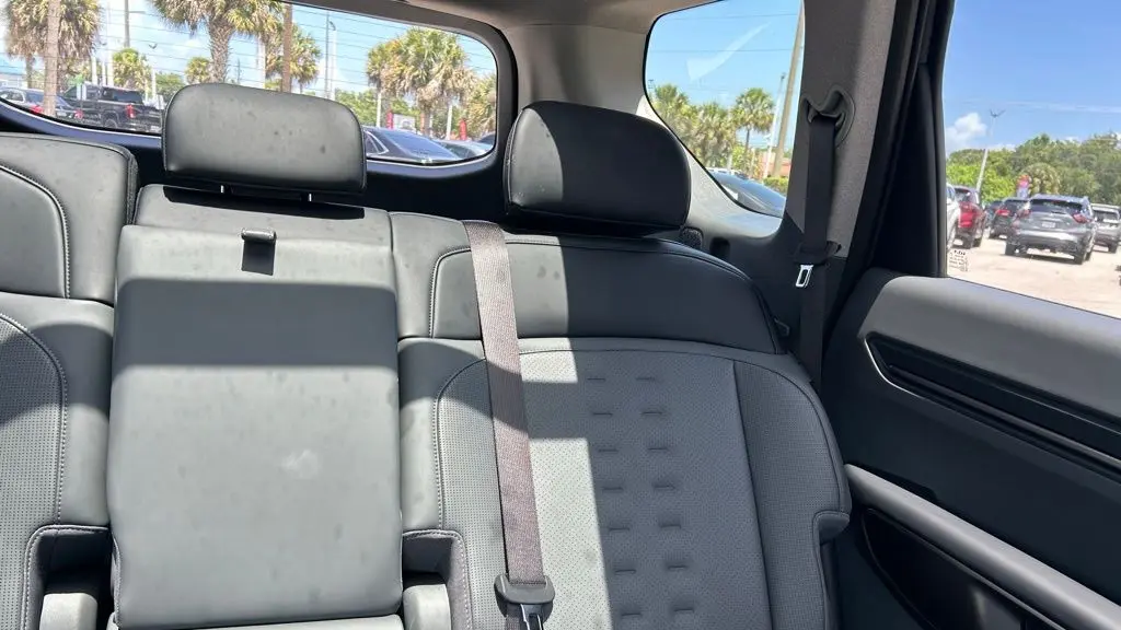 2026 Kia EV9 Wind