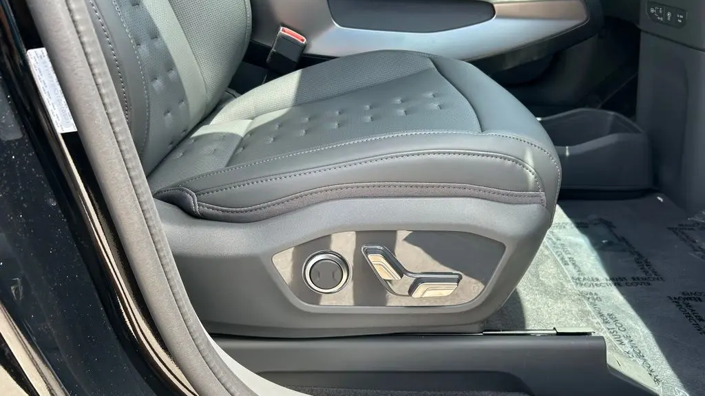 2026 Kia EV9 Wind
