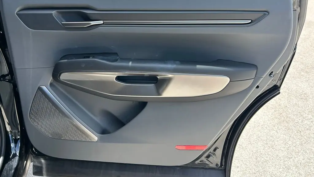 2026 Kia EV9 Wind