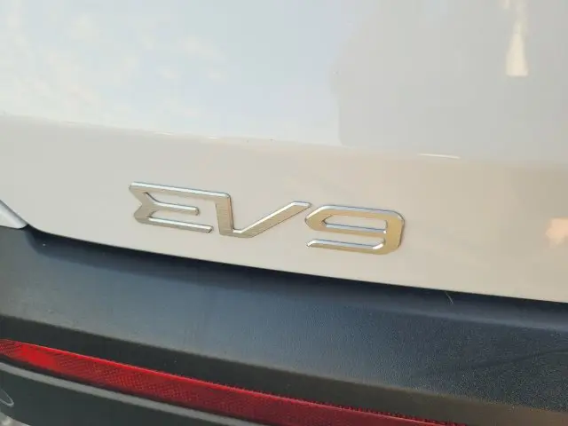 2026 Kia Ev9 - $47,898