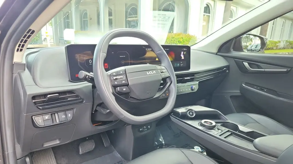 2025 Kia EV6 Light