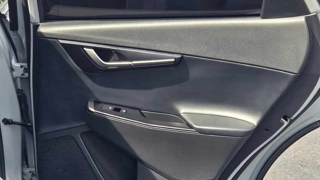 2025 Kia EV6 Wind