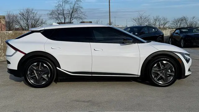 2025 Kia EV6 Light Long Range