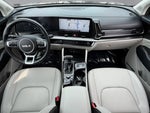2023 Sportage Thumbnail 3