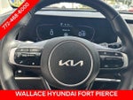 2023 Sportage Thumbnail 17