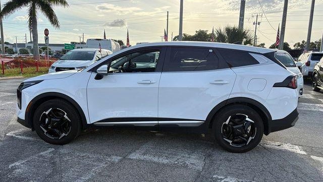 2026 Kia Sportage EX