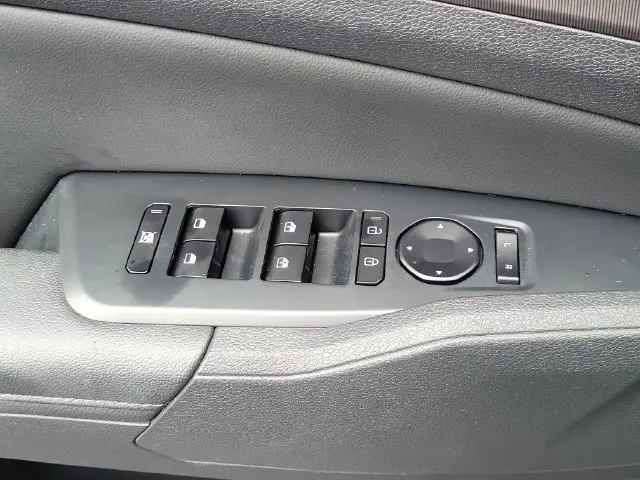 2026 Kia Sportage - $25,590