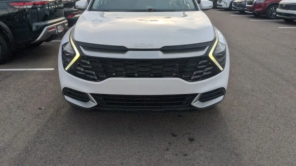 2024 Kia Sportage EX