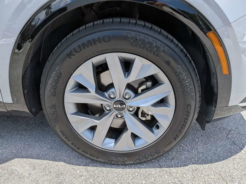2025 Kia Sportage - $28,975