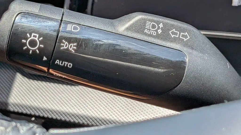 2025 Kia Sportage SX