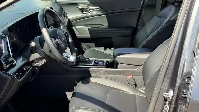 2024 Kia Sportage SX