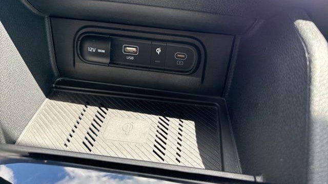 2023 Kia Sportage SX