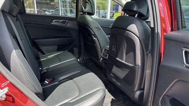 2023 Kia Sportage SX