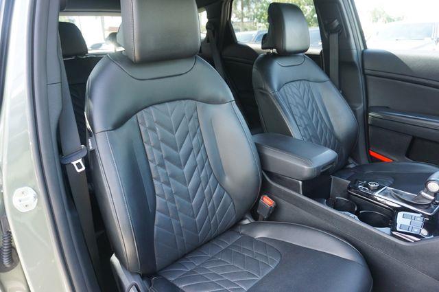 2023 Kia Sportage X-Line — photo 1 of 12
