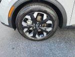 2023 Sportage Thumbnail 5