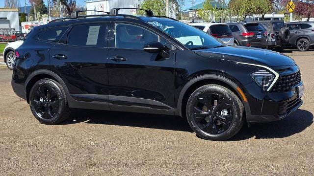 2025 Kia Sportage X-Line