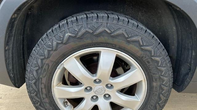 2011 Kia Sorento LX