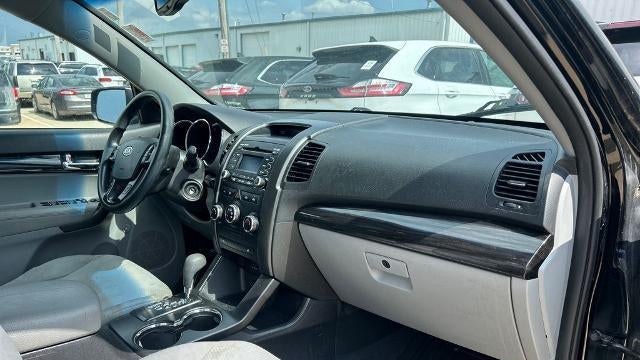 2011 Kia Sorento LX
