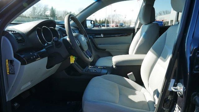 2013 Kia Sorento LX