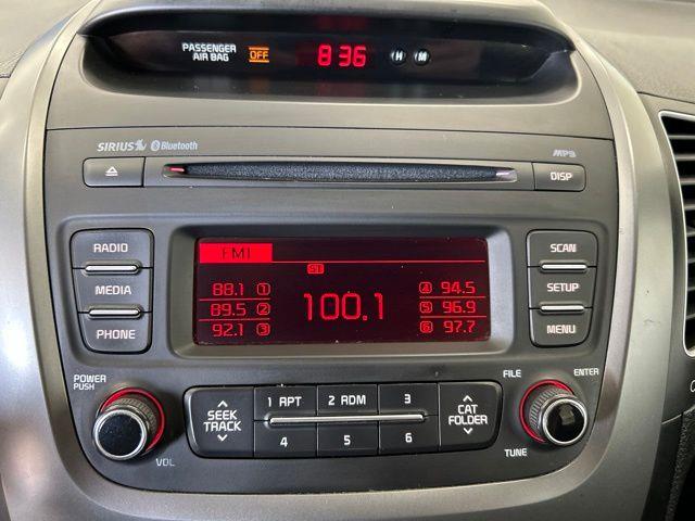 2014 Kia Sorento - $9,400