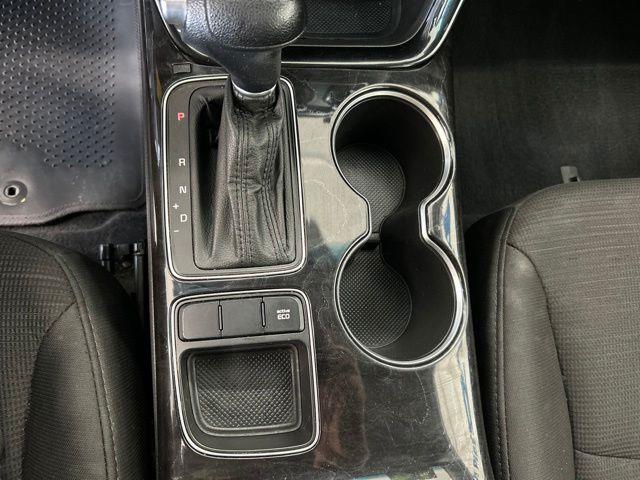 2014 Kia Sorento - $9,400
