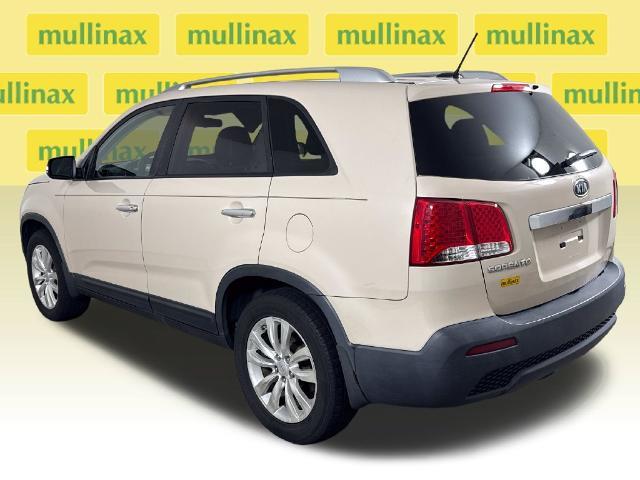 2011 Kia Sorento - $5,901