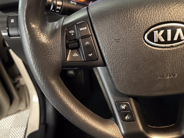 2011 Kia Sorento - $5,901