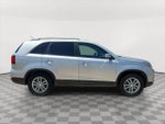 2014 Sorento Thumbnail 8