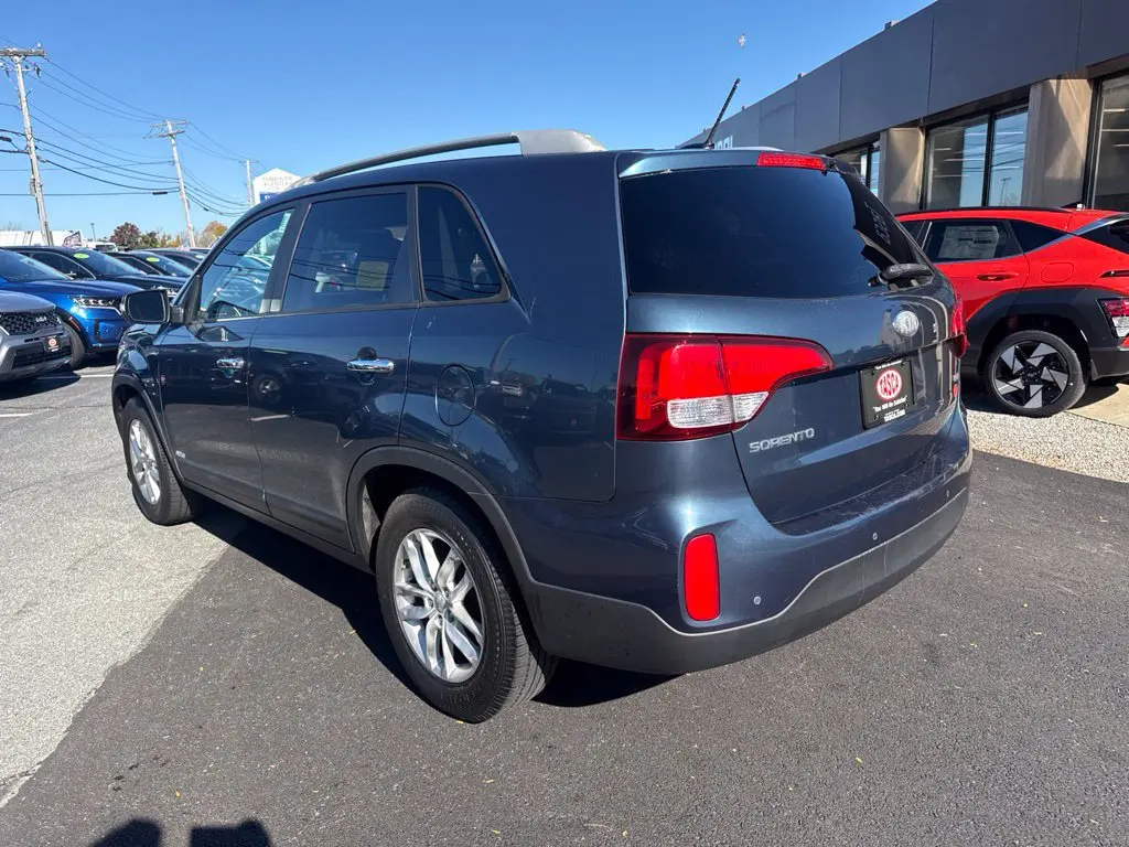 2014 Kia Sorento - $8,702