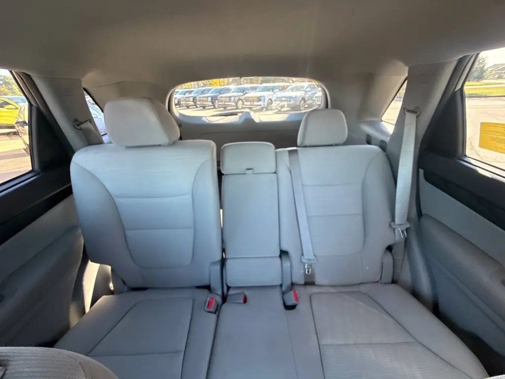 2014 Kia Sorento - $8,702