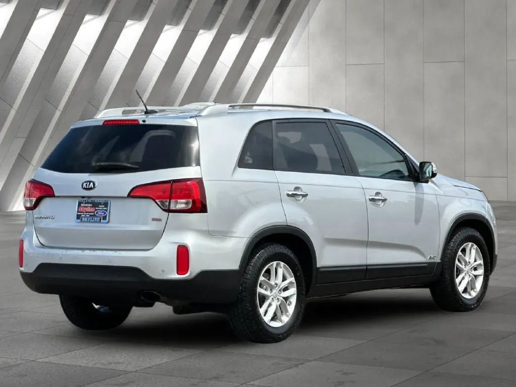 2014 Kia Sorento - $7,205