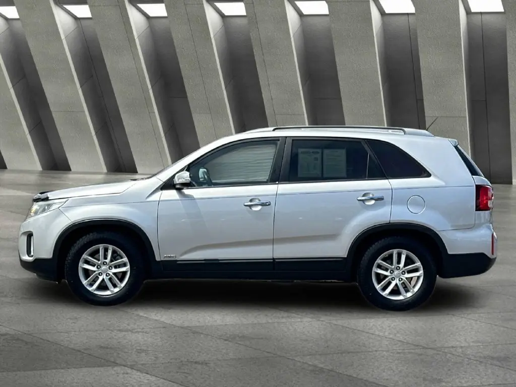 2014 Kia Sorento - $7,205